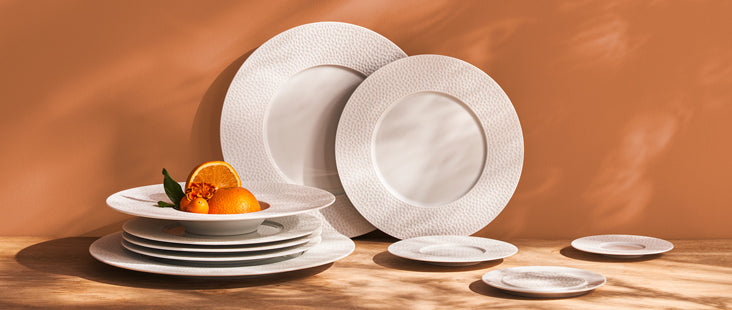 Assiette à Dessert en Porcelaine, Assiettes Plate - 20 x 17 cm pour 4  personnes, Service de Table Service Vaisselle - Bleu moderne : :  Cuisine et Maison